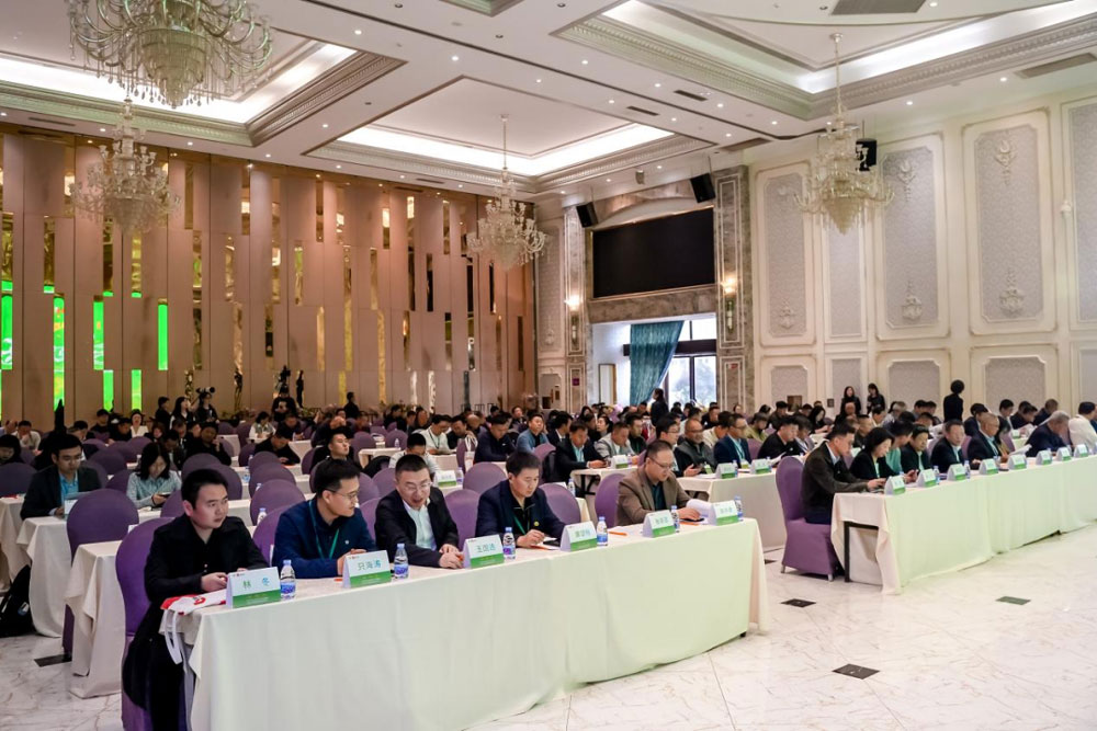 北京在明律師事務所與全聯(lián)石油業(yè)商會達成戰(zhàn)略合作，以行政法治護航企業(yè)發(fā)展